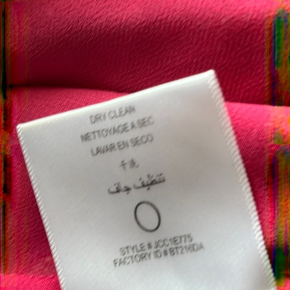 BCBGMAXIRIA Ruffled Pink Snake Skin Halter Top witha Button Up Back Size XS. - Picture 9 of 15